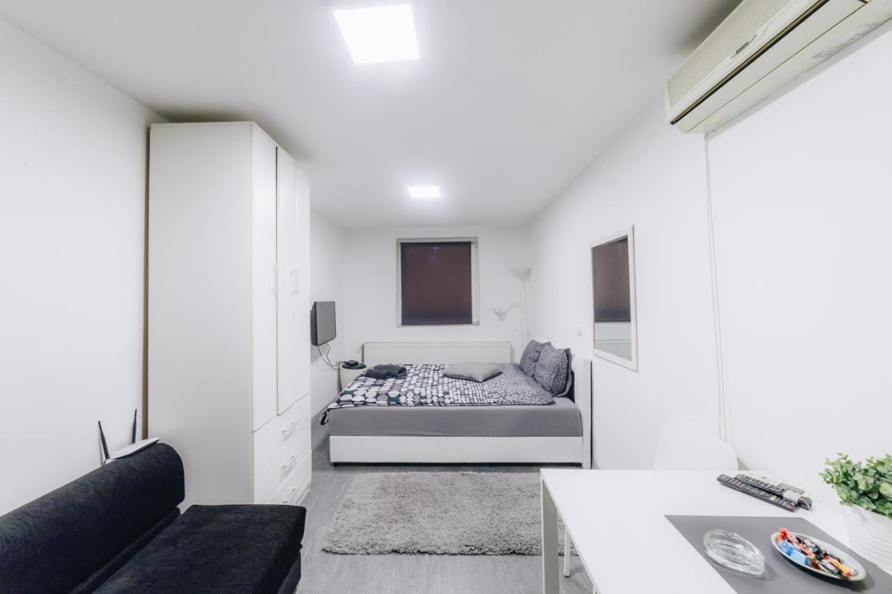 Apartments Luka Κραγκούγιεβατς Εξωτερικό φωτογραφία